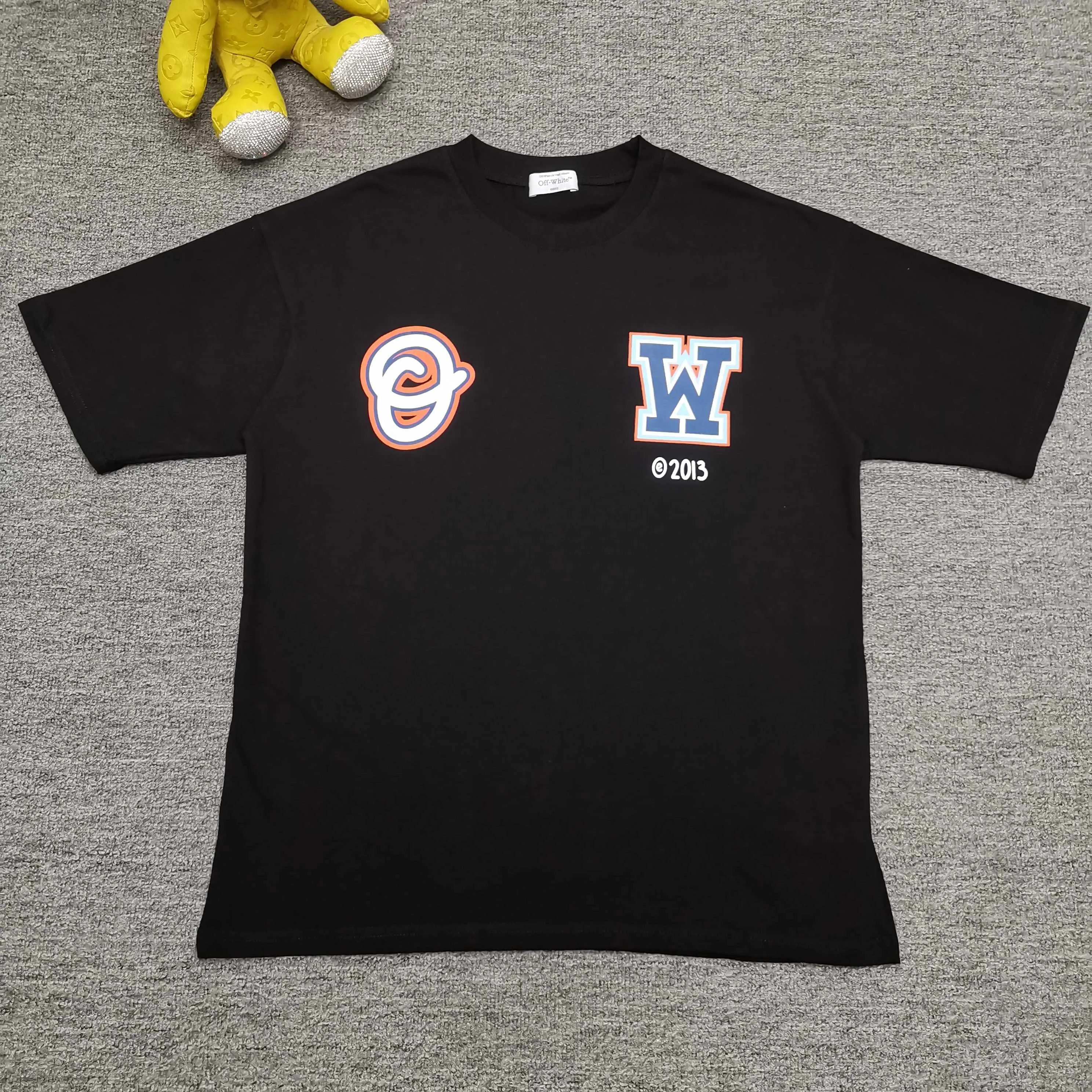 Off white top version, new snowman loose version short-sleeved T-shirt Size: S M L XL Color: Black White P240